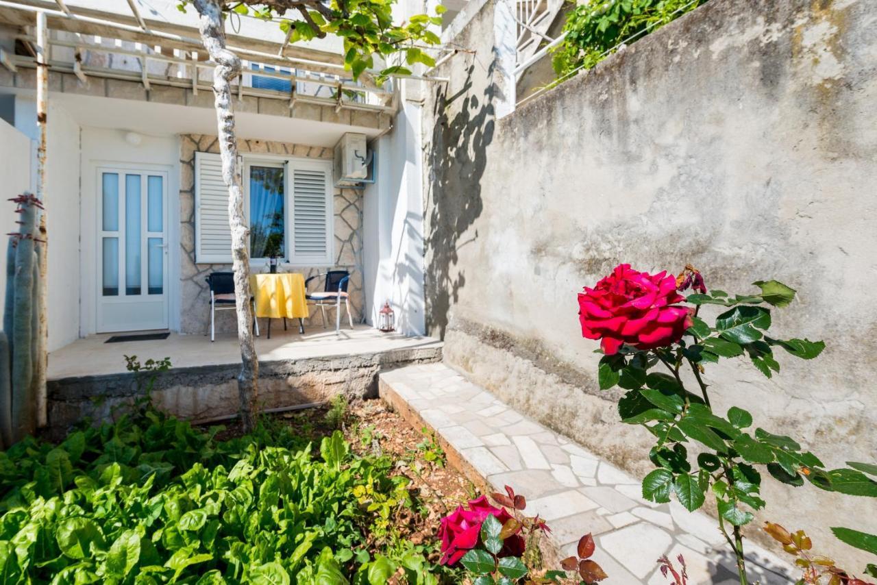 Guesthouse Home Sweet Home Дубровник Екстериор снимка