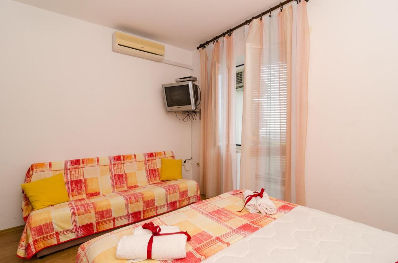 Guesthouse Home Sweet Home Дубровник Екстериор снимка