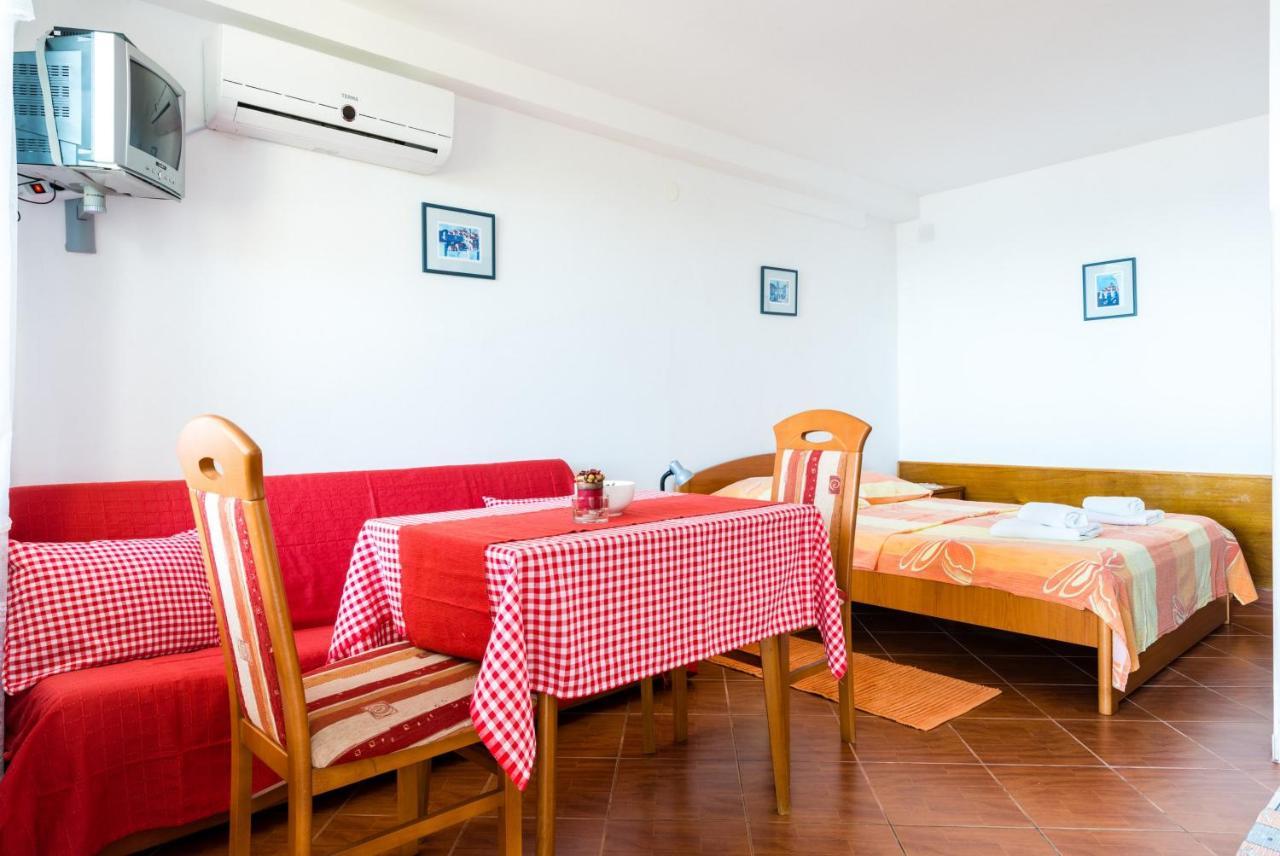 Guesthouse Home Sweet Home Дубровник Екстериор снимка
